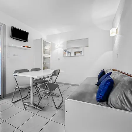 Les Feeries Du Cap Agde