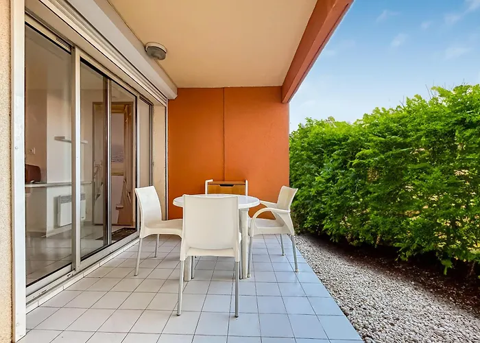 아파트 Les Feeries Du Cap *